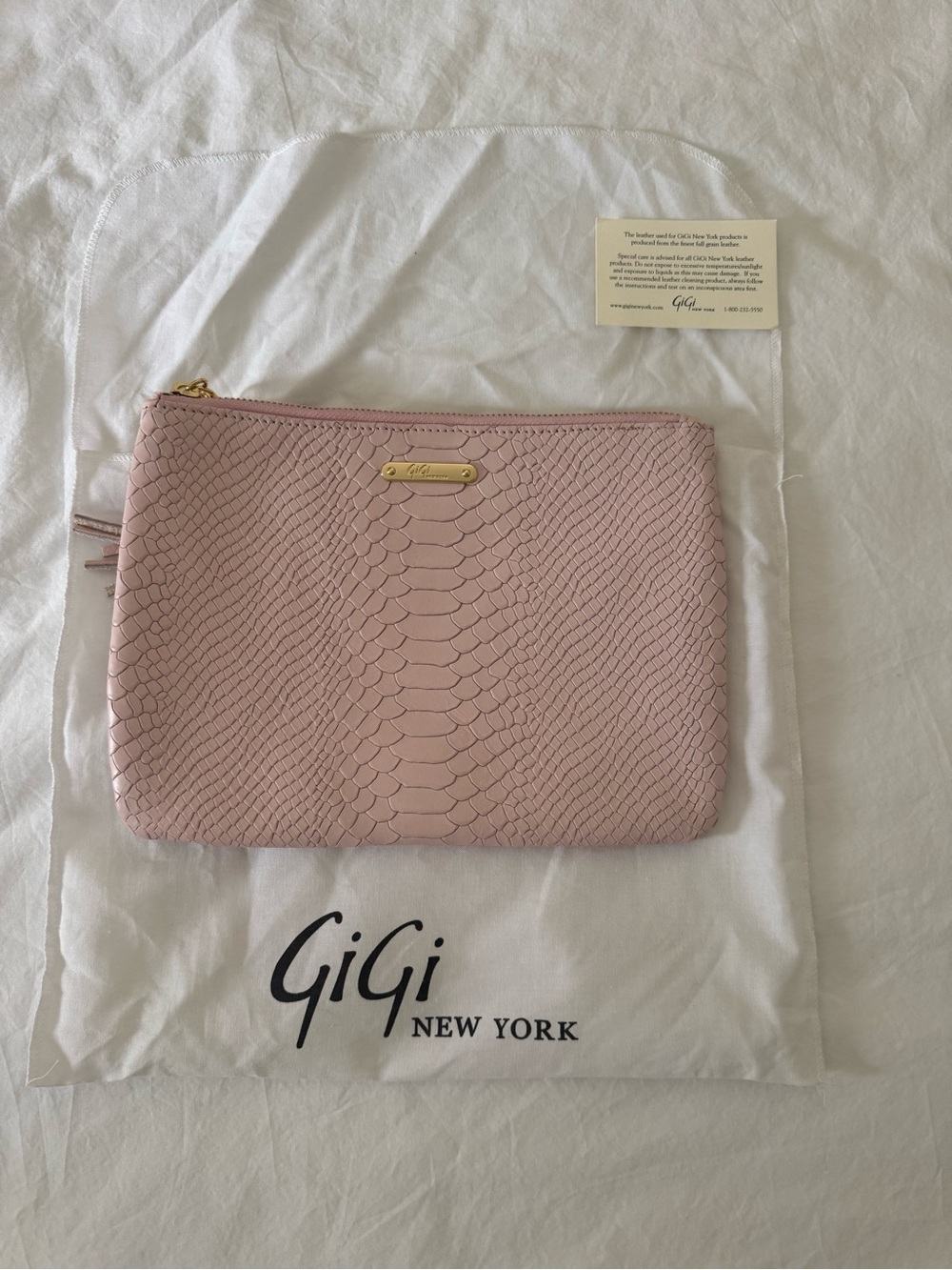 Gigi New York Light Pink Clutch
